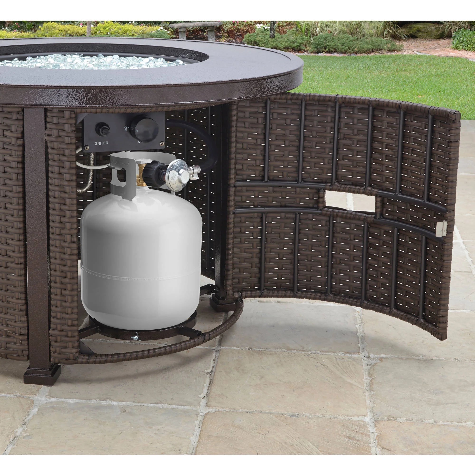 Colebrooke 37" round 50,000 BTU Propane Gas Fire Pit Table with Glass Beads, Metal Lid and Protective Cover